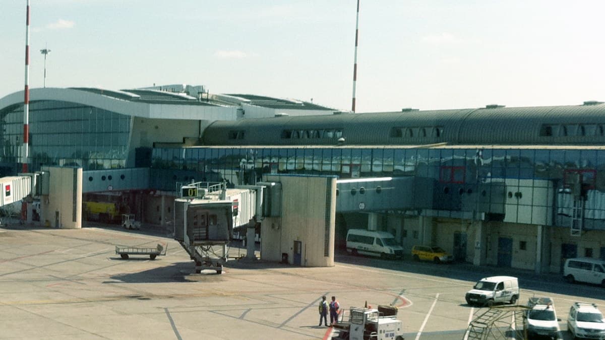Türkiye'den Romanya'ya Hızlı Kargo ve Kurye Gönderimi: Gümrük, 25 Lei Vergisi ve Teslimat Rehberi 2026